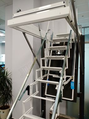 Чердачная лестница Aci Alluminio Fantozziscale Motorizzata Premium 700*1300*3060-3250 Чердачная лестница Aci Alluminio Fantozziscale Motorizzata Premium 700*1300*3060-3250