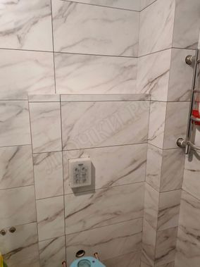 Люк под плитку Нажимной Апельсин 300*200 Люк под плитку Нажимной Апельсин 300*200