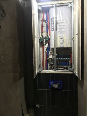 Люк под плитку Секрет 3.0, 2 створки 750*550 Люк под плитку Секрет 3.0, 2 створки 750*550