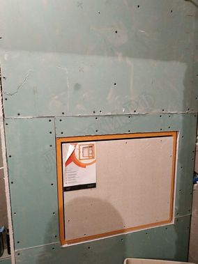 Люк под плитку Нажимной Апельсин 300*200 Люк под плитку Нажимной Апельсин 300*200