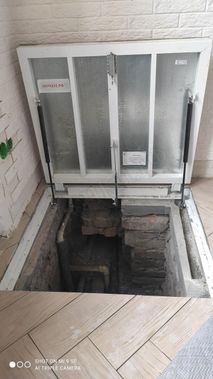 Напольный люк Самоподъемный Невидимка уголок 750*900 Напольный люк Самоподъемный Невидимка уголок 750*900